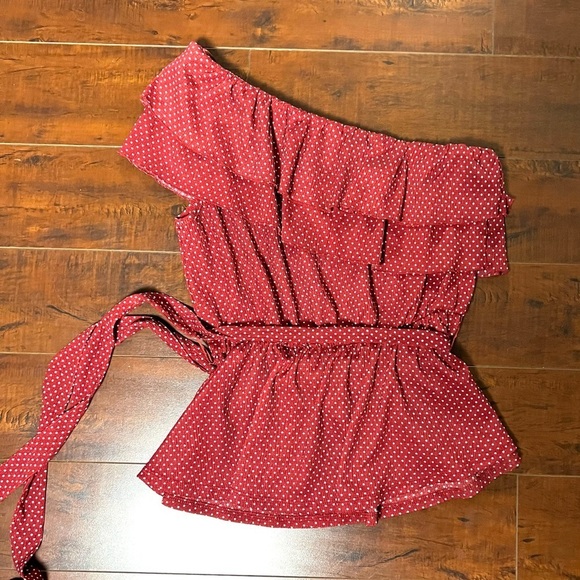 ANTHROPOLOGIE Maeve Rita Ruffled One Shoulder Top Polka Dot Size Small P NWT - Picture 4 of 16